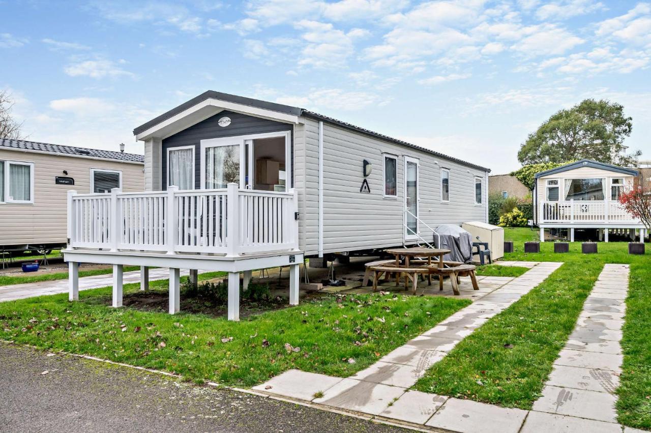 Sea La Vie Lodge, Rockley Park Holiday Park, Poole, Dorset Exterior foto
