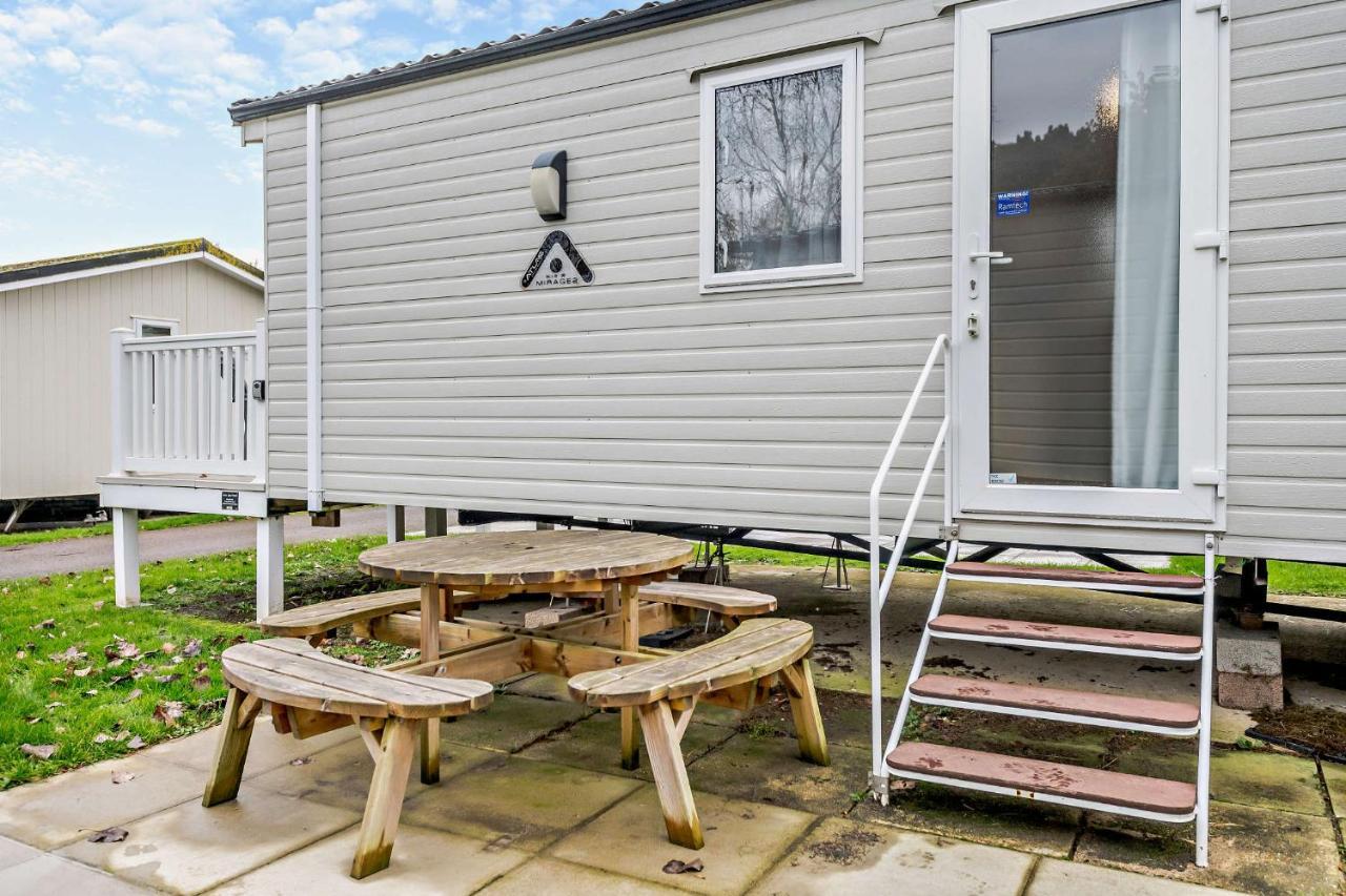Sea La Vie Lodge, Rockley Park Holiday Park, Poole, Dorset Exterior foto